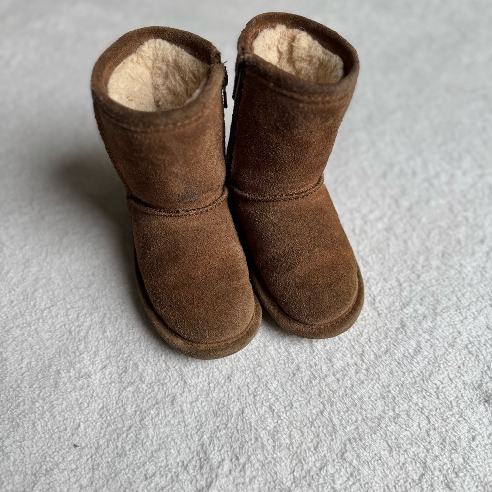 Kids Brown Suede Boots with Shearling Lining